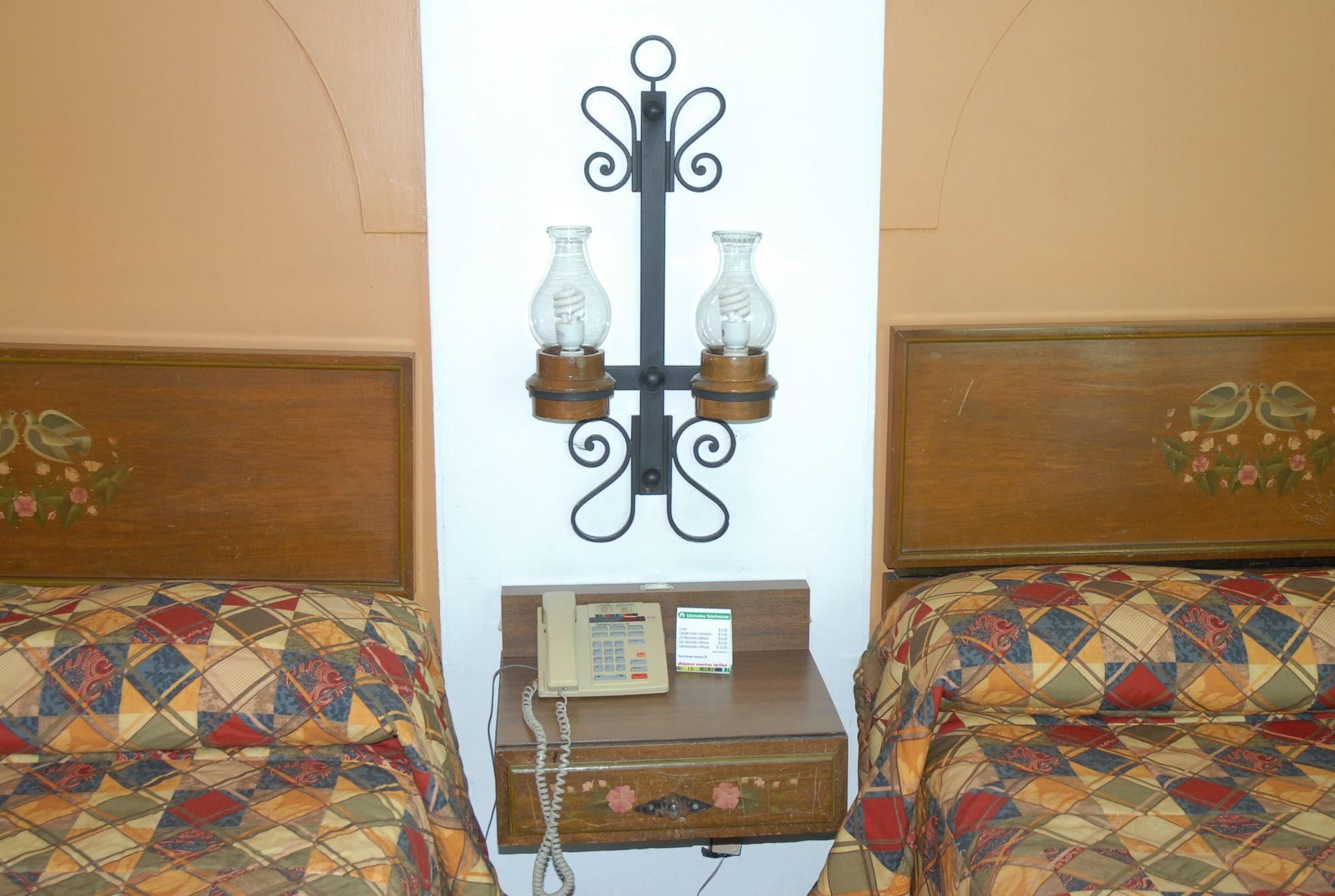 Hotel Aranzazu Eco à Guadalajara Extérieur photo